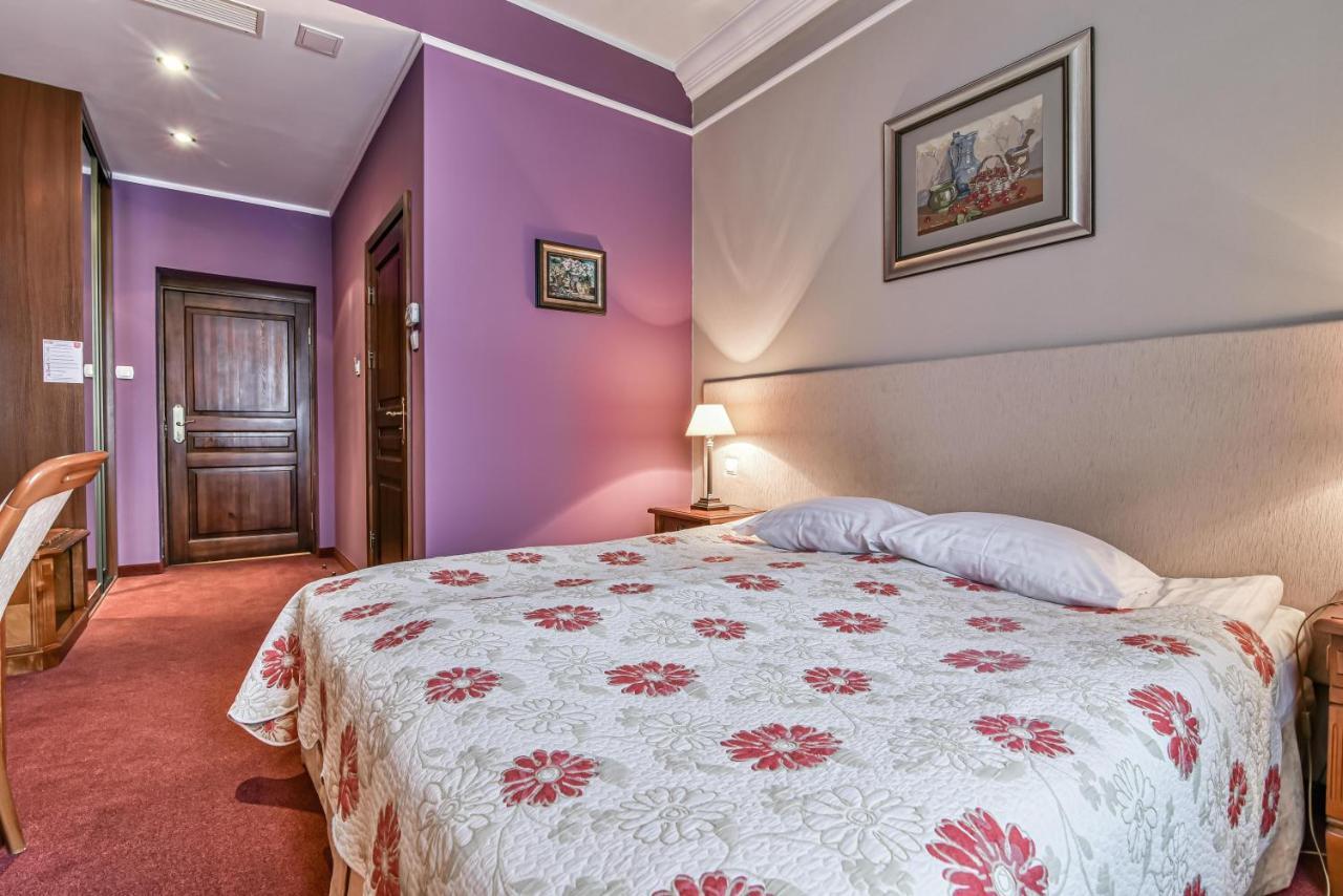 Hotel Spa Wieniawa Rekowo  Buitenkant foto
