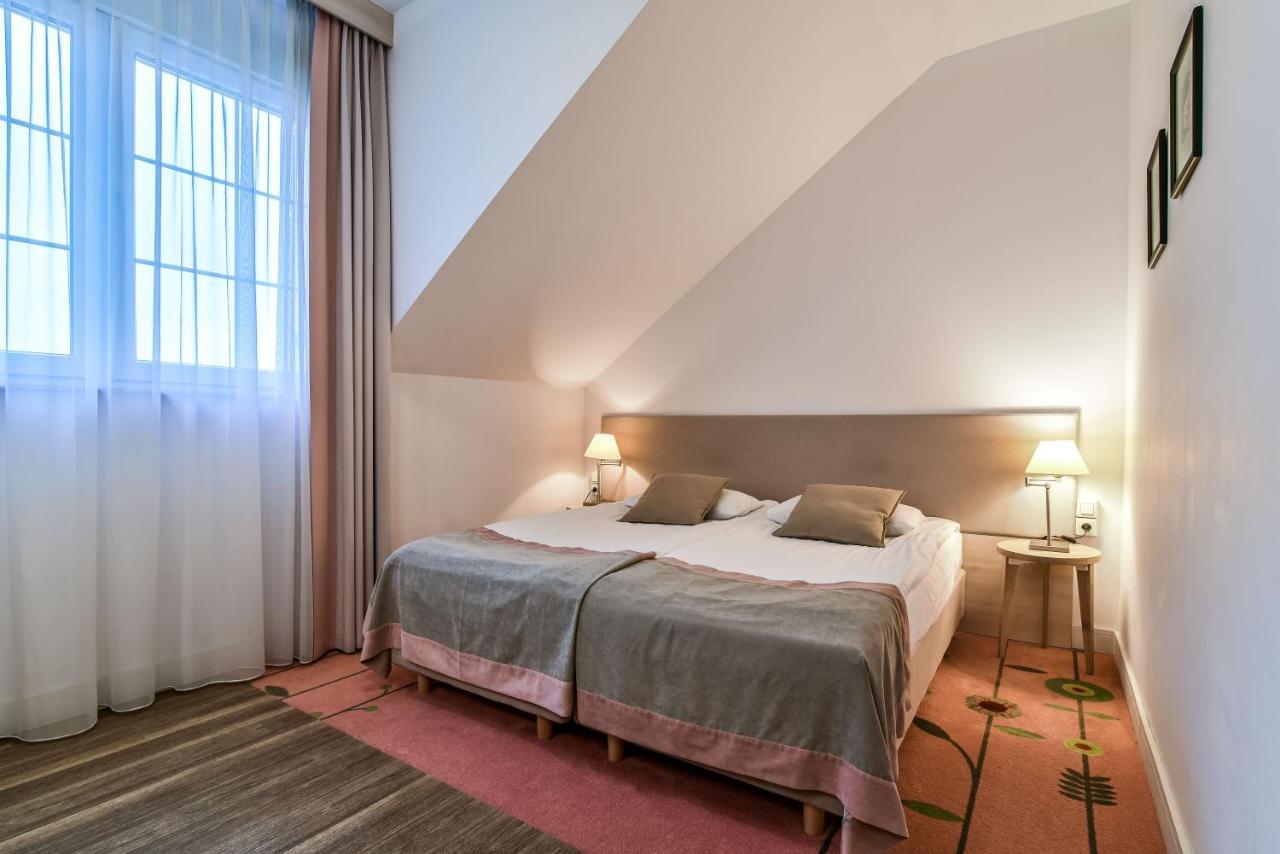 Hotel Spa Wieniawa Rekowo  Buitenkant foto