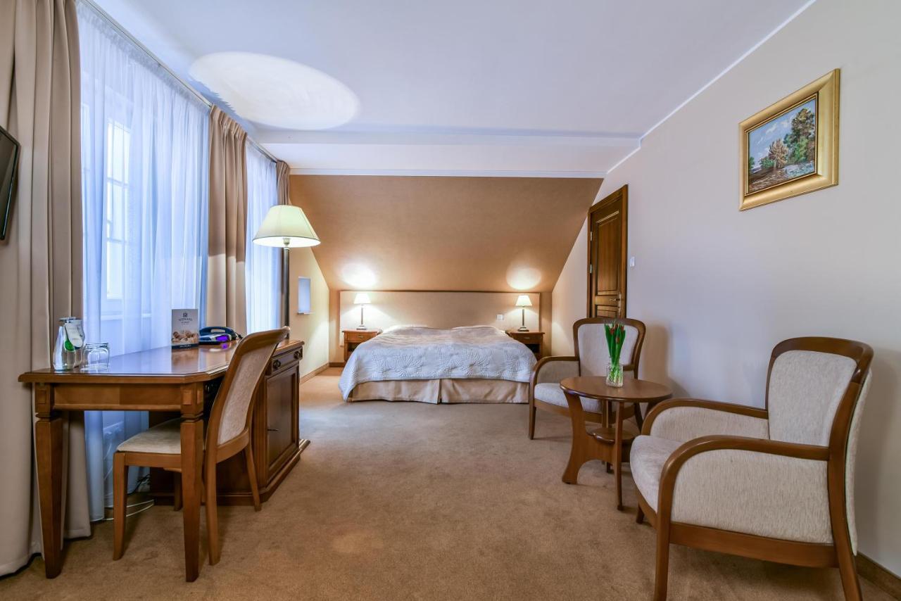 Hotel Spa Wieniawa Rekowo  Buitenkant foto