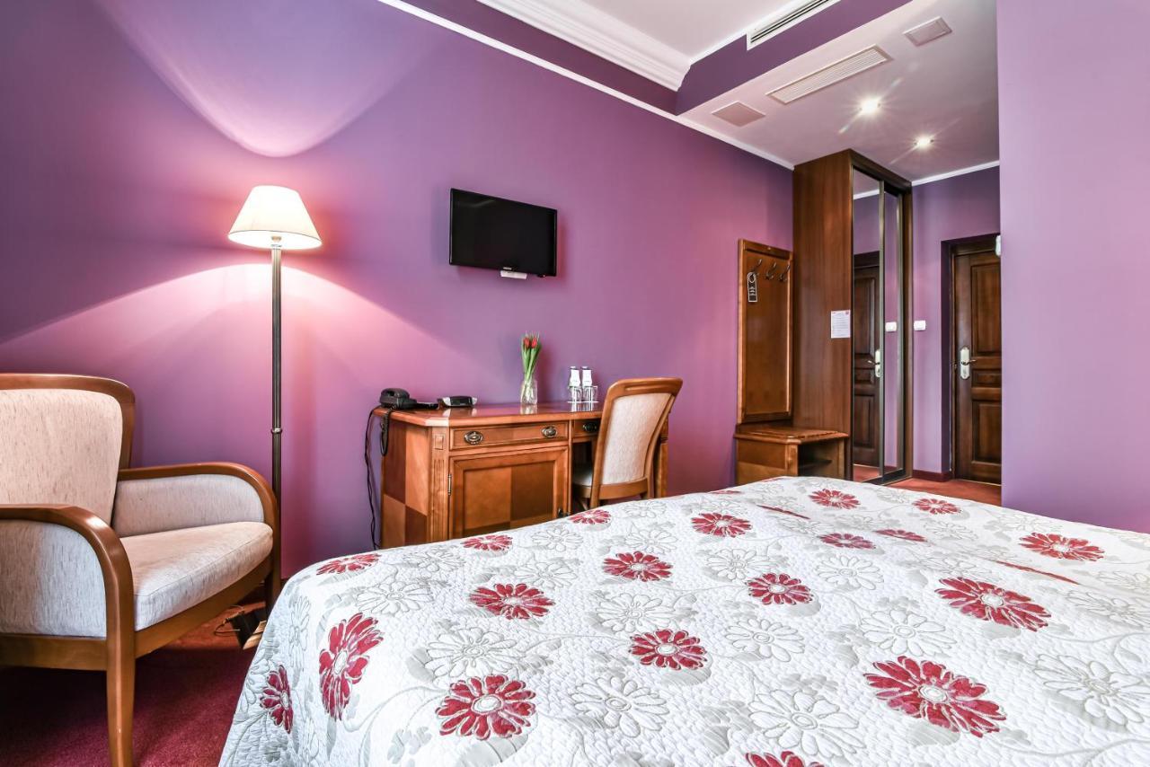 Hotel Spa Wieniawa Rekowo  Buitenkant foto