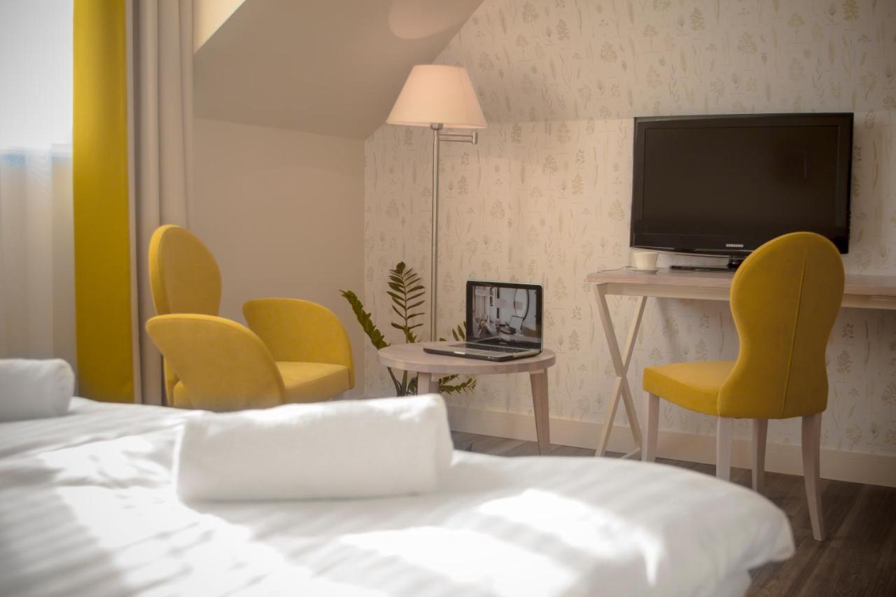 Hotel Spa Wieniawa Rekowo  Buitenkant foto
